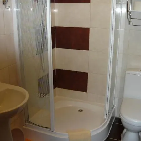 Wakacyjna Wioska Wczasy Rodzinne *