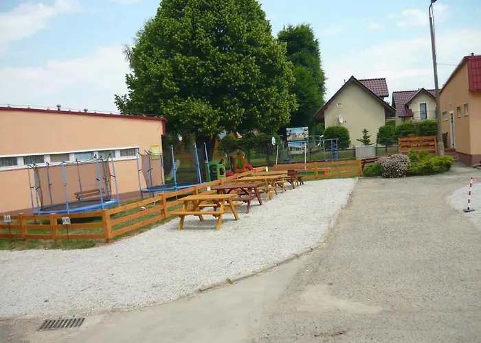 Wakacyjna Wioska Wczasy Rodzinne *